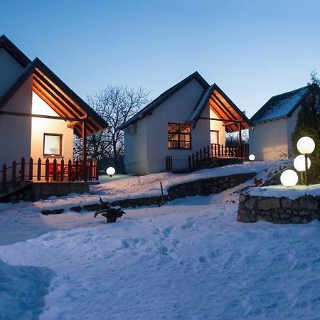 Holiday Home Jazacka Bajka Врднік Екстер'єр фото
