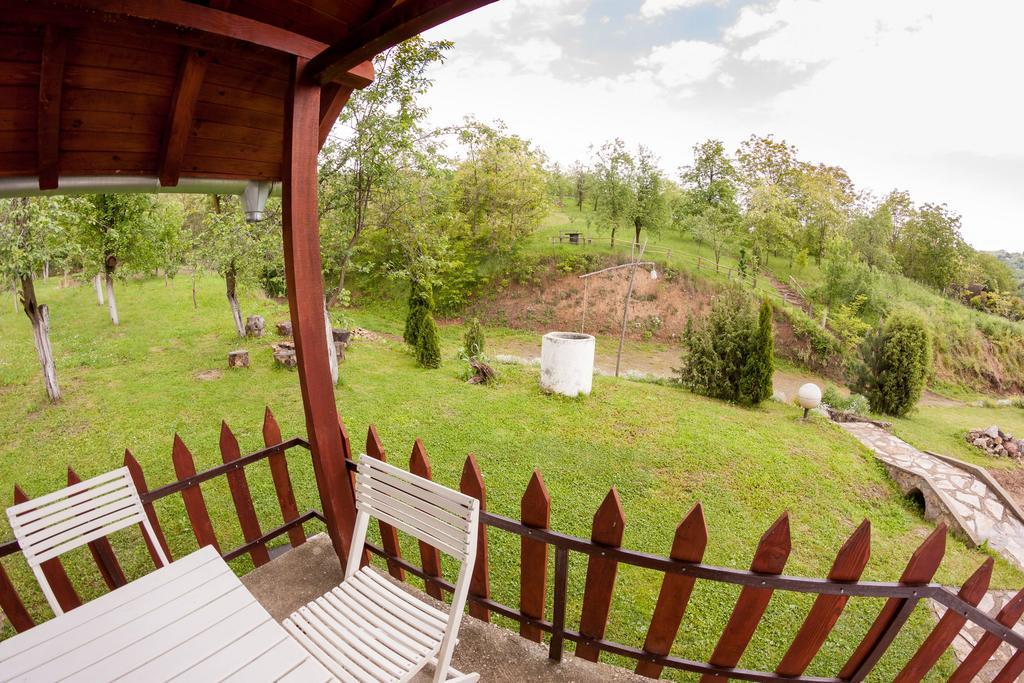 Holiday Home Jazacka Bajka Врднік Екстер'єр фото